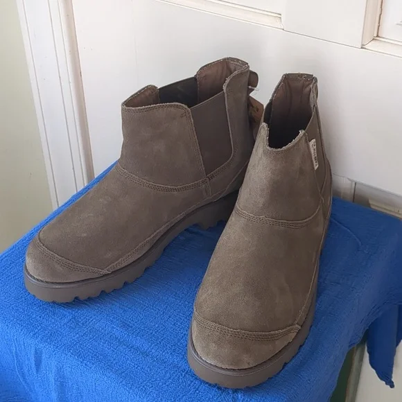 BearPaw | Shoes | Bearpaw Nick 296m | Poshmark display picture 1